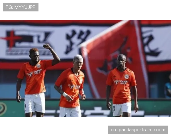 红牌规则说明：暴力行为、恶意犯规等直接判罚与停赛后果