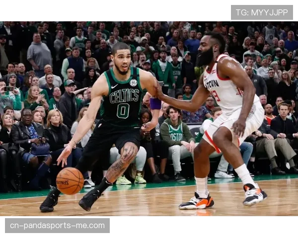 扎伊恩突破拉开空间 提升内线得分效率明显