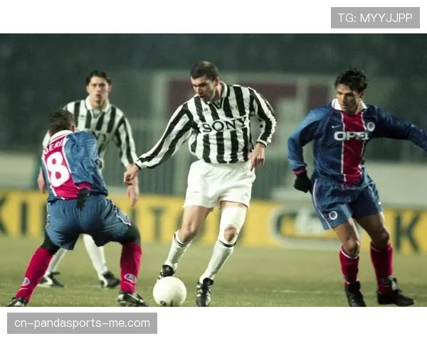 危机爆发！尤文图斯如何摆脱混乱管理，才能重回豪门争冠之路？